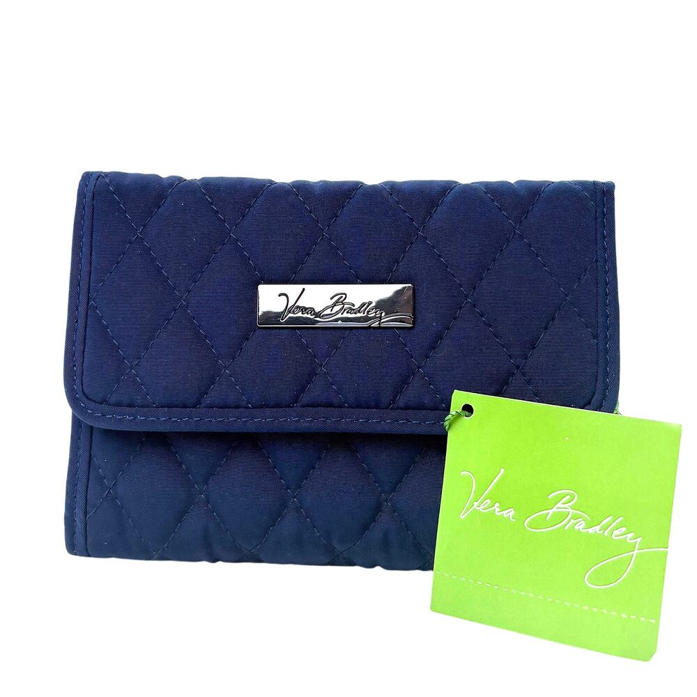 Vera Bradley New With Tags Quilted Blue Wallet 5.5 x 4.25 Retail $39